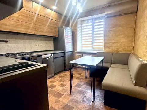 квартира по адресу Василия Тютюнника ул. (Малишева), 32