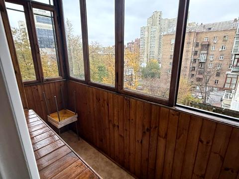 квартира за адресою Велика Васильківська вул. (Червоноармійська), 136