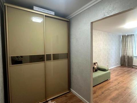 квартира за адресою Василя Симоненка вул., 107-А