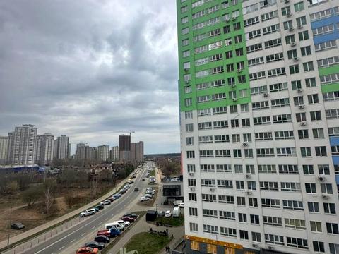 квартира за адресою Василя Симоненка вул., 107-А