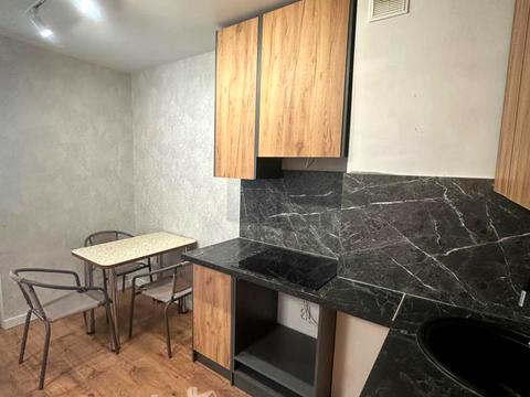 квартира за адресою Василя Симоненка вул., 107-А