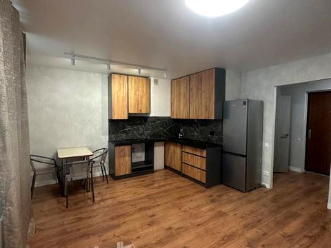 квартира за адресою Василя Симоненка вул., 107-А