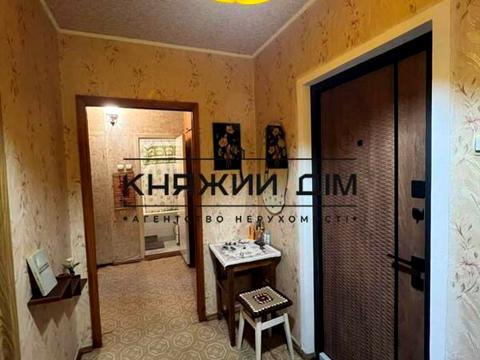 квартира за адресою Бережанська вул., 18