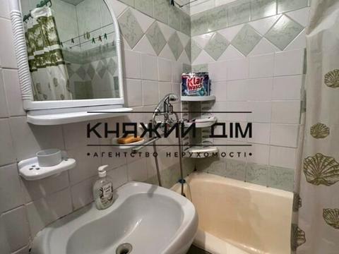 квартира за адресою Бережанська вул., 18