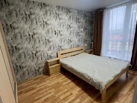 квартира по адресу Героев Майдана ул., 5