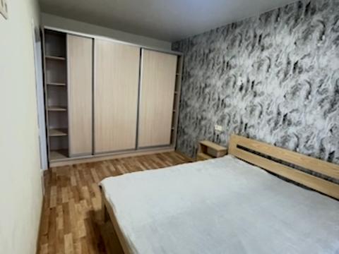 квартира по адресу Героев Майдана ул., 5