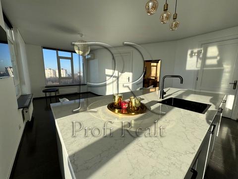 квартира по адресу Любомира Гузара просп. (Космонавта Комарова), 15а