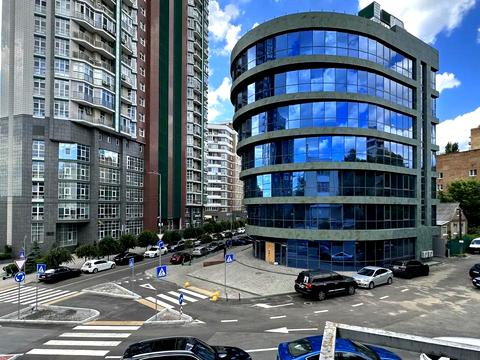 коммерческая по адресу Академика Филатова ул., 5