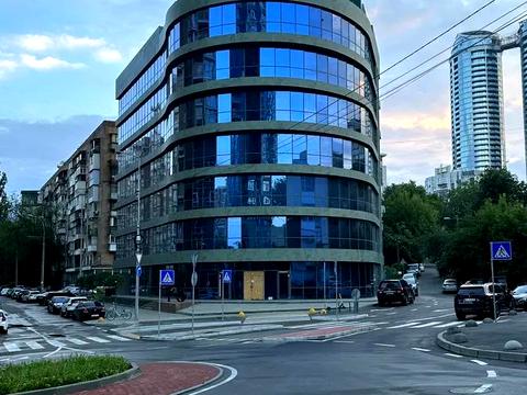 коммерческая по адресу Академика Филатова ул., 5