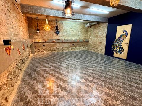 комерційна за адресою Володимира Винниченка вул. (Юрія Коцюбинського), 7