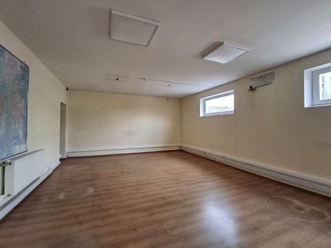 коммерческая по адресу Воздухофлотский просп. (Повітрофлотський), 58