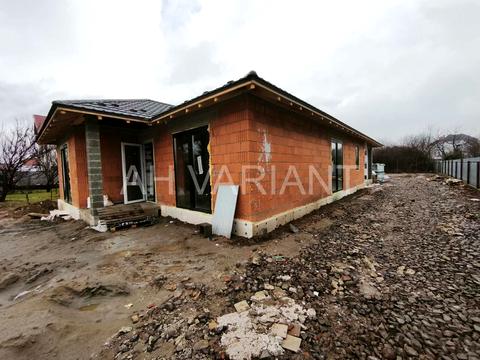 будинок за адресою Ужанська вул.