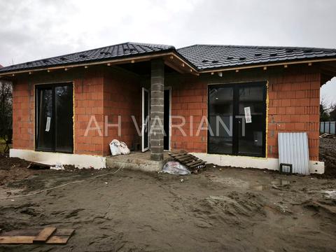 будинок за адресою Ужанська вул.