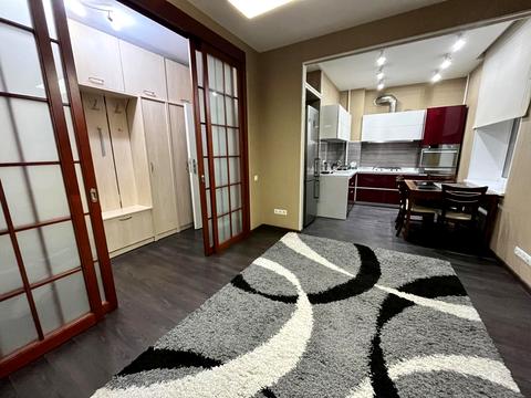 квартира по адресу Сталеваров ул., 11