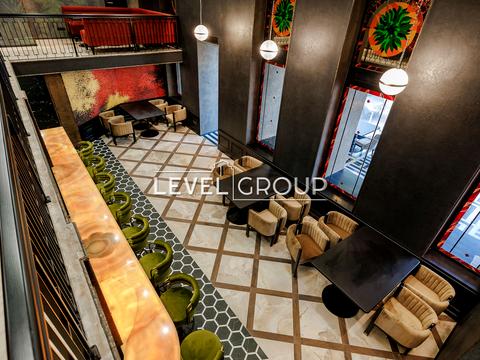 комерційна за адресою Набережно-Хрещатицька вул., 17/18