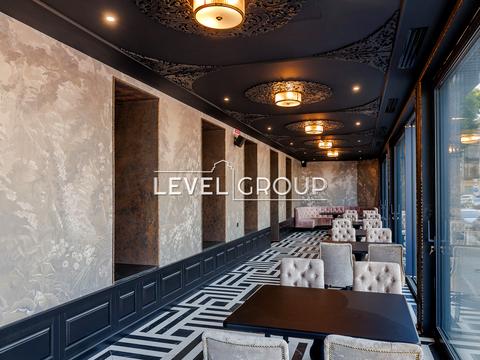 комерційна за адресою Набережно-Хрещатицька вул., 17/18