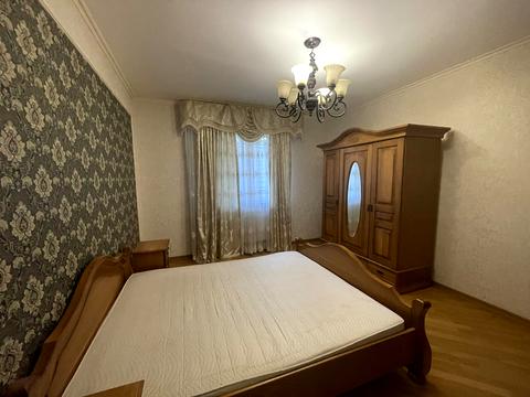 квартира за адресою Івана-Теодозія Куровця вул. (Сергія Боткіна), 25