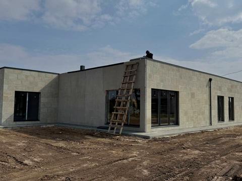 будинок за адресою Лесі Українки