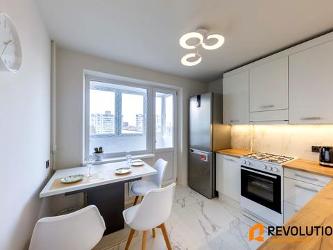 квартира за адресою Академіка Глушкова просп., 26