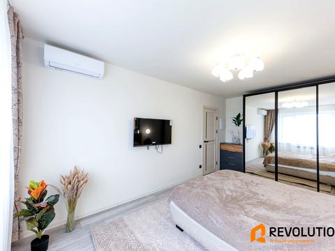 квартира за адресою Академіка Глушкова просп., 26