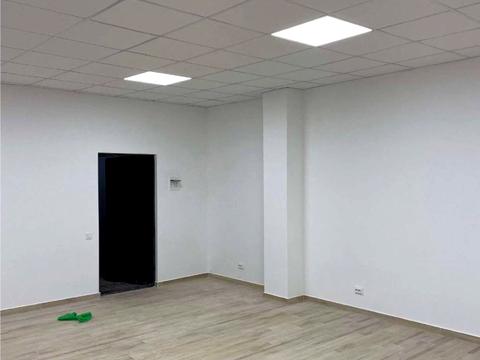 коммерческая по адресу Світлицького ул., (Будинок)