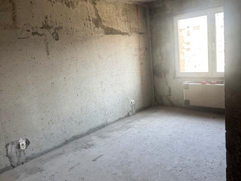 квартира за адресою Милославська вул., 18