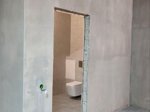 комерційна за адресою Свободи вул., 12а