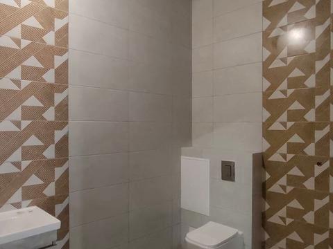 комерційна за адресою Свободи вул., 12а