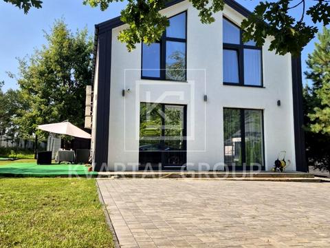 будинок за адресою Лісна