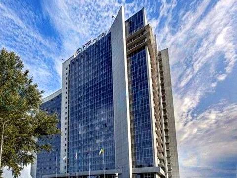 комерційна за адресою Столичне шосе, 103