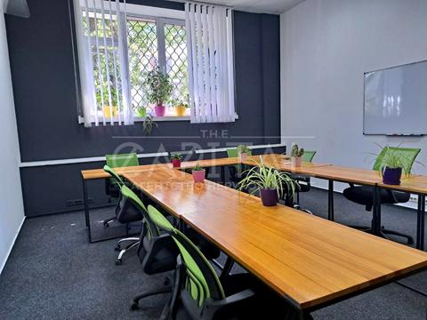 комерційна за адресою Марії Капніст вул. (Желябова), 2