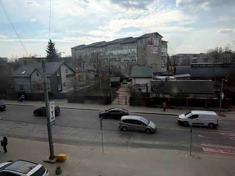 комерційна за адресою Зелена вул., 131
