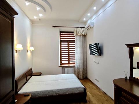 квартира за адресою Хрещатик вул. (Kreschatic), 15