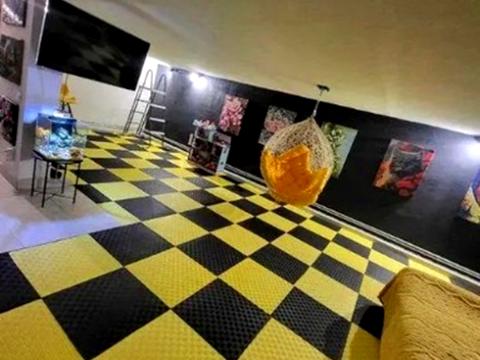 будинок за адресою Світла вул.