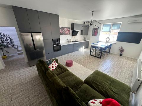 дом по адресу Светлая ул.