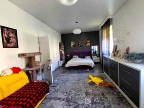 будинок за адресою Світла вул.