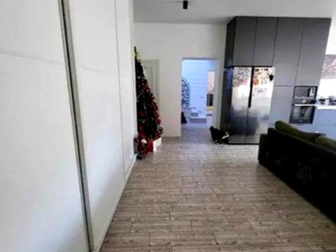 будинок за адресою Світла вул.