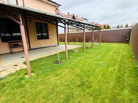 будинок за адресою Озерна вул.