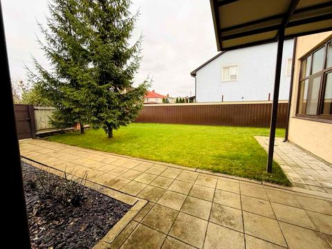 будинок за адресою Озерна вул.