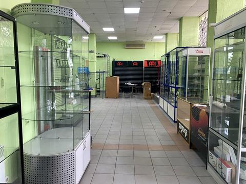 комерційна за адресою Велика Васильківська вул. (Червоноармійська), 145/1