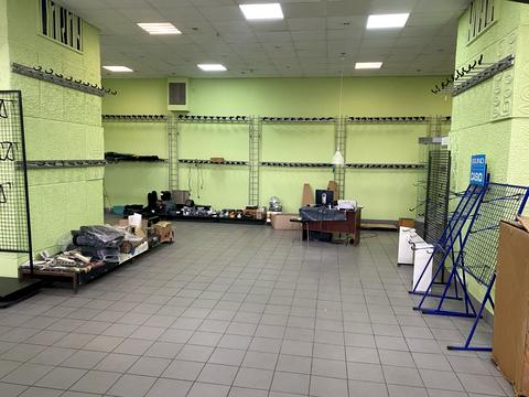 комерційна за адресою Велика Васильківська вул. (Червоноармійська), 145/1