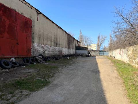 комерційна за адресою Просьолкова вул., 11