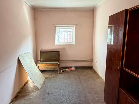 комерційна за адресою Просьолкова вул., 11