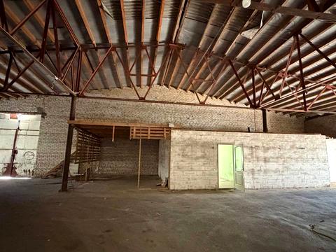 комерційна за адресою Просьолкова вул., 11