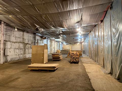 комерційна за адресою Просьолкова вул., 11