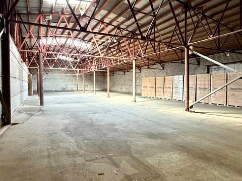 комерційна за адресою Просьолкова вул., 11