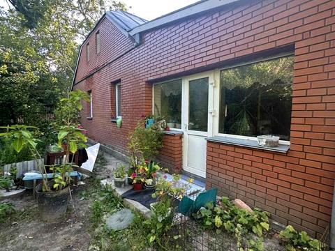 дом по адресу Центральна, 15