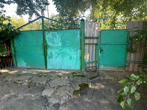 будинок за адресою Центральна, 15