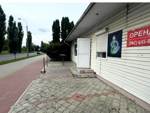 комерційна за адресою Кулика і Гудачека вул. (Макарова), 10