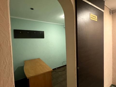 комерційна за адресою Кулика і Гудачека вул. (Макарова), 10